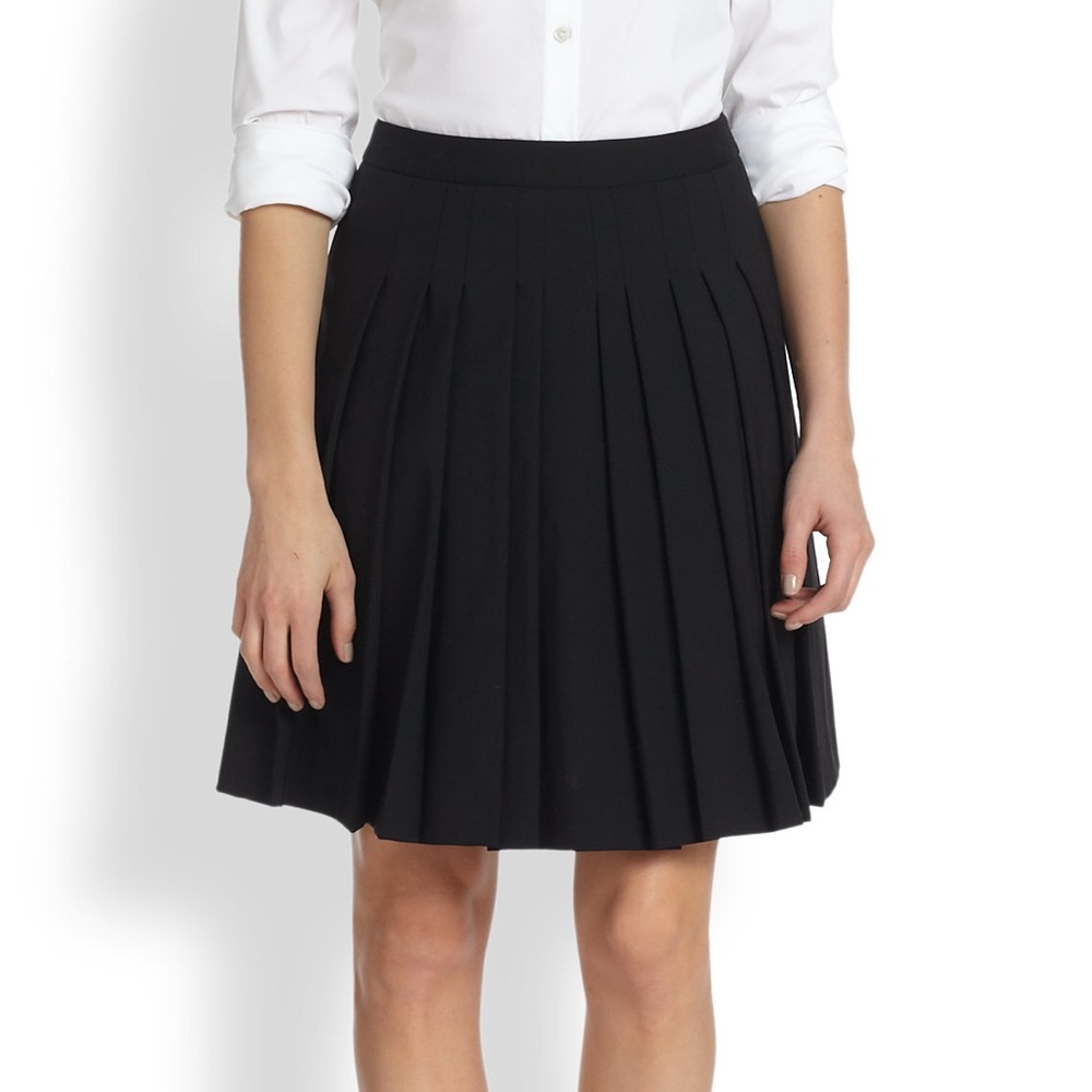 Theory Haiden Skirt (size 2)